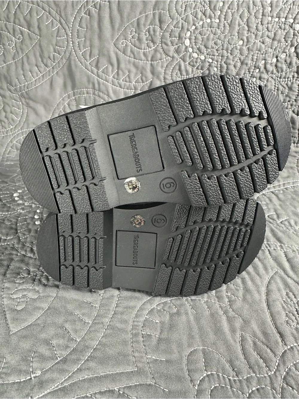 Thereabouts Toddler Girls Lil Reese Black Glittery Combat Boots NWT Size 6